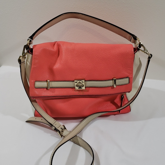 KATE SPADE CROSSBODY HANDBAG WITH FOLD OVER POCKET - Picture 1 of 15